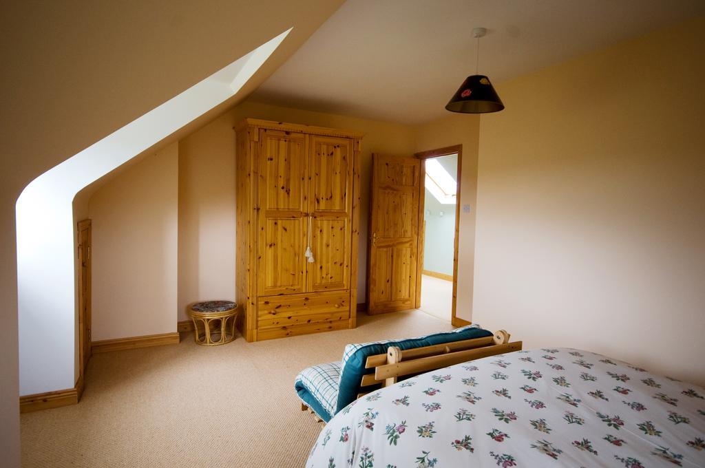 Lake Rise Holiday Home At Kilmaddaroe Carrick on Shannon Habitación foto