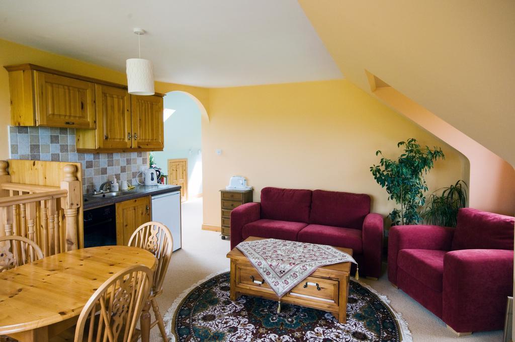 Lake Rise Holiday Home At Kilmaddaroe Carrick on Shannon Habitación foto